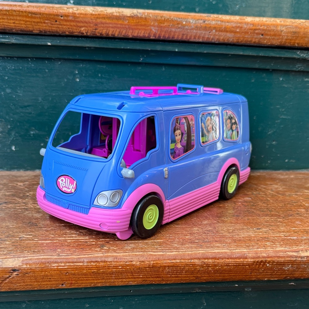 Polly Pocket Blue and Pink Adventure Party Bus